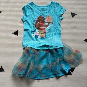 NWOT 4T Disney Princess Moana T-Shirt and Skirt Set